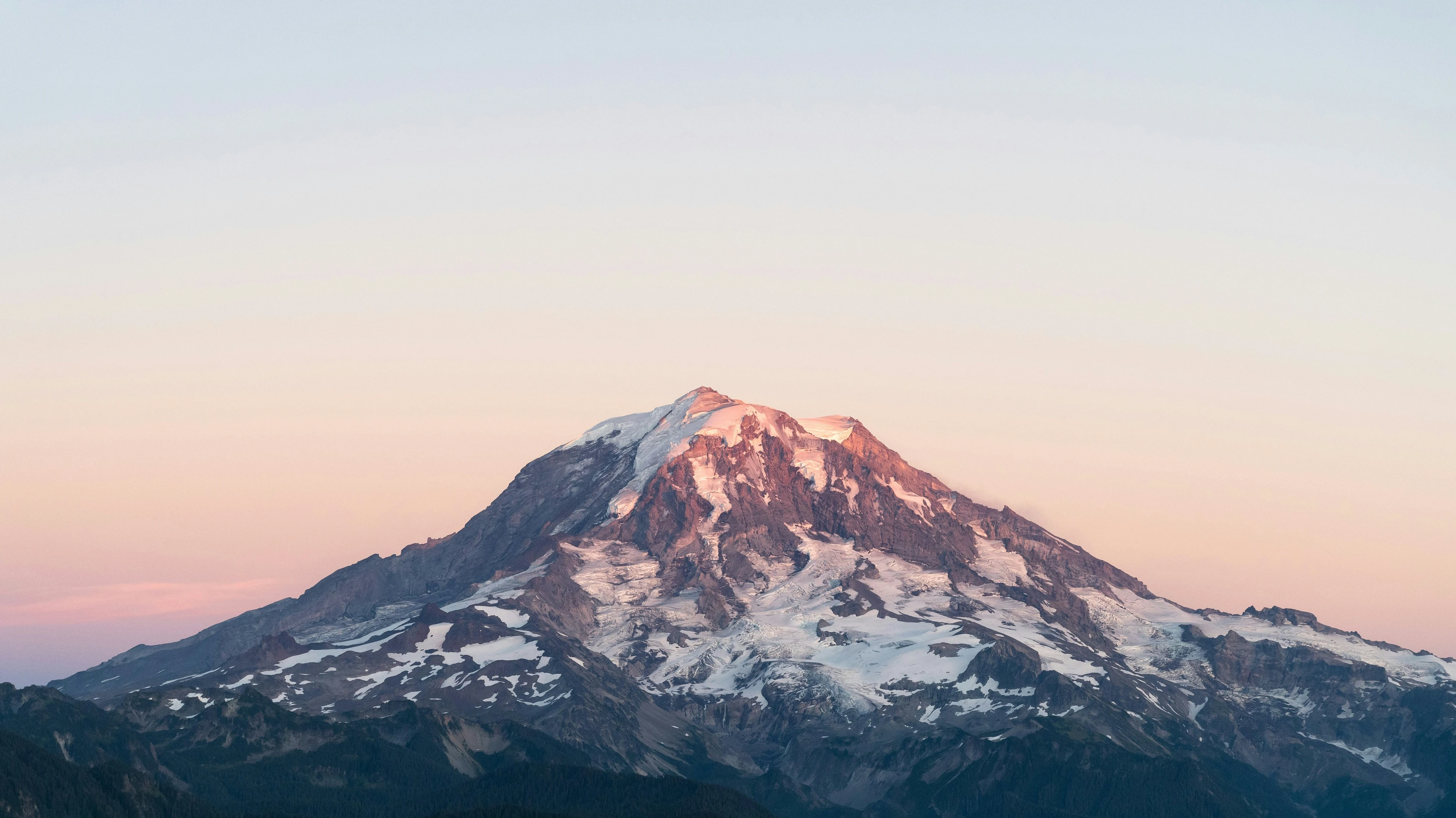 snow covered rainier mountain during daytime